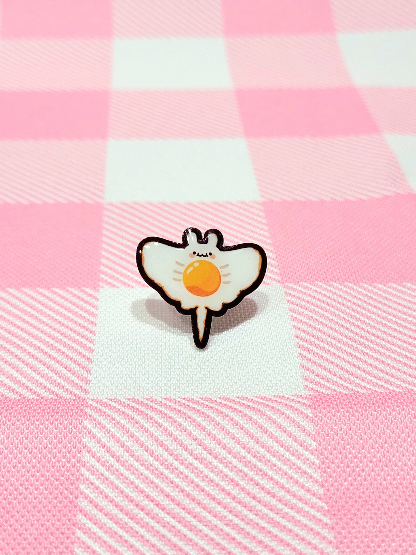 Egg Ray Pin